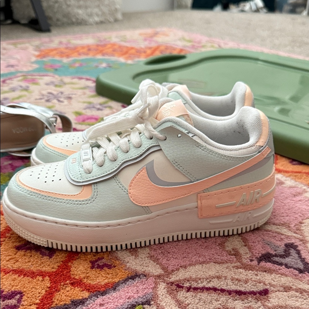 Nike Air Force 1 Shadow in Peach and Light Blue